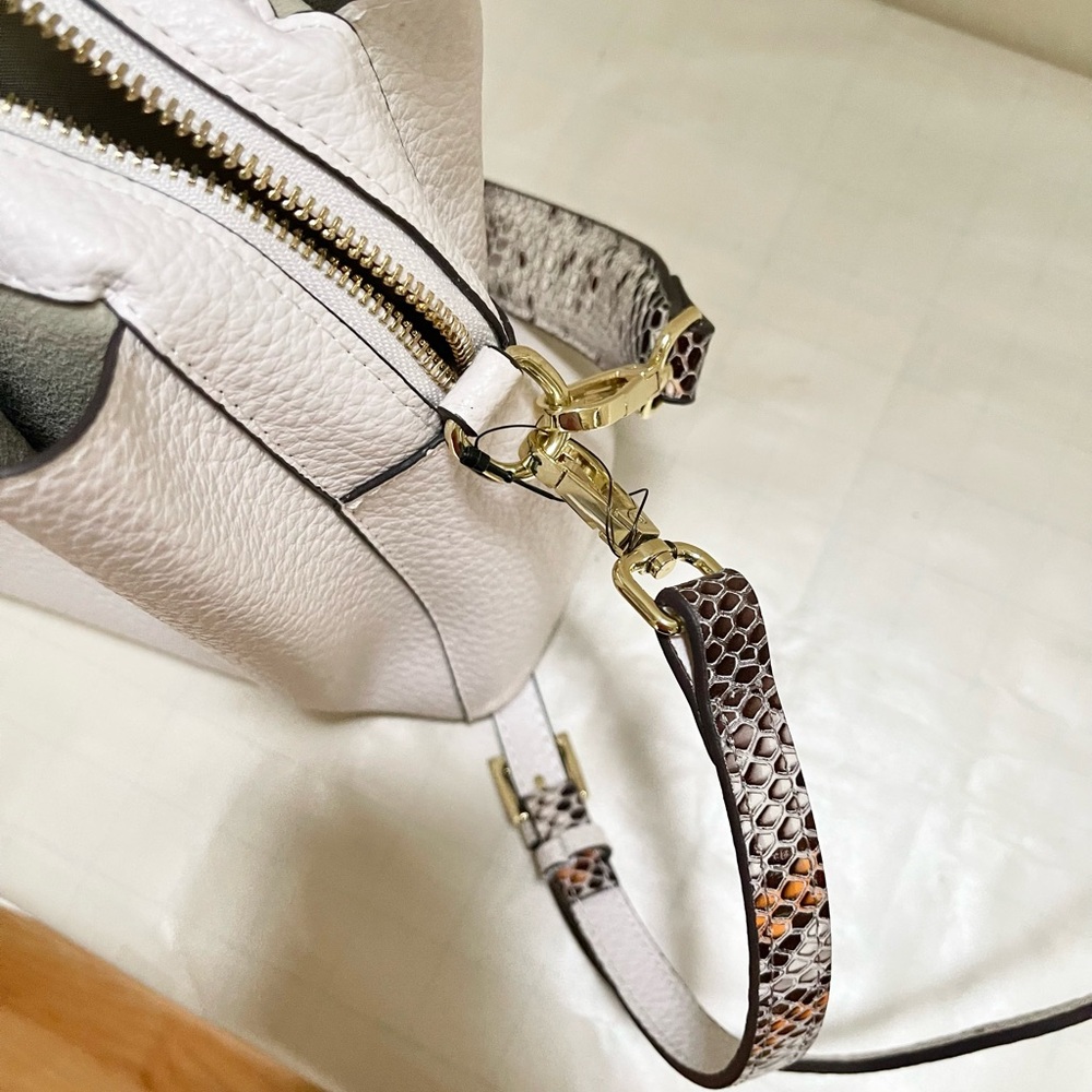 BNWT Sondra Roberts Squared vegan leather bag - Picture 14 of 16